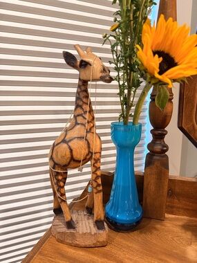 Delicate Gold-Tone Chain Necklace in Gold